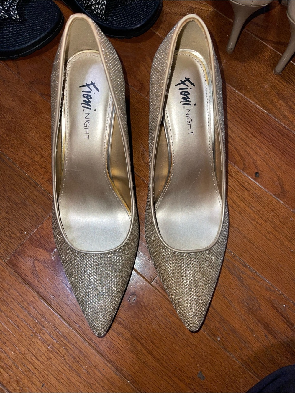 FIONI Clothing Champagne Gold Pointed Toe Evening Pumps